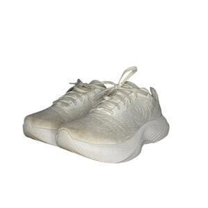 Topo Womens Athletic Atmos Cushioned Running Shoes Size 8 White Platinum